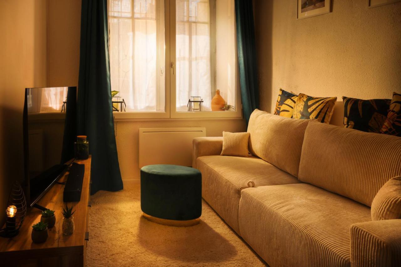 شقة Le Pied A Terre De La Cite - Parking Au Pied De La Cite قرقشونه المظهر الخارجي الصورة