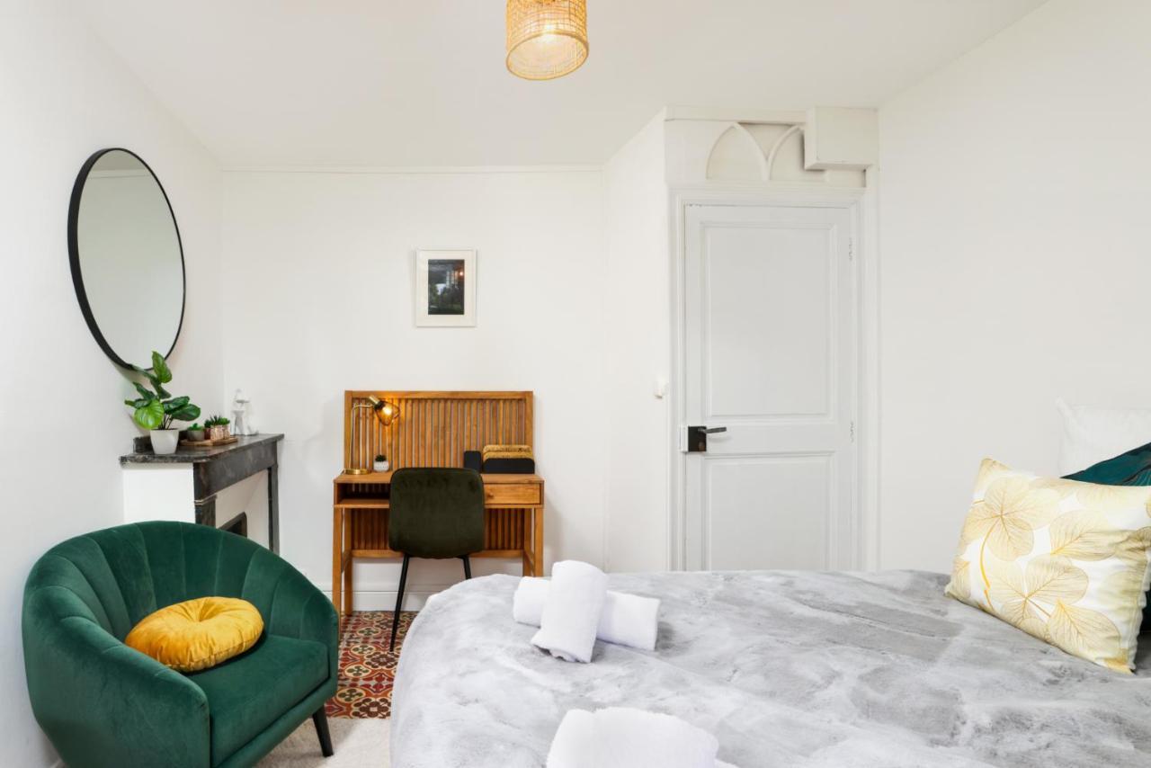 شقة Le Pied A Terre De La Cite - Parking Au Pied De La Cite قرقشونه المظهر الخارجي الصورة